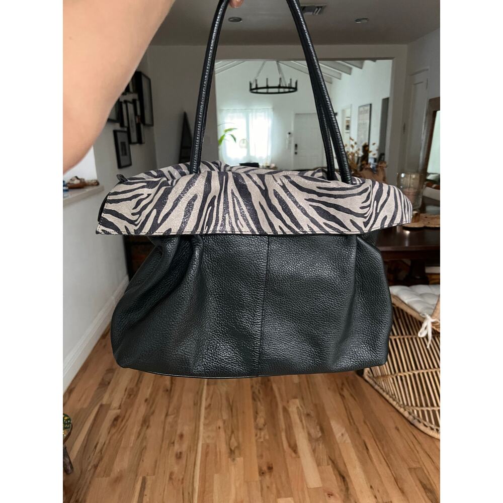 Roberta Gandolfi Genuine Leather & Fur Bag – Black